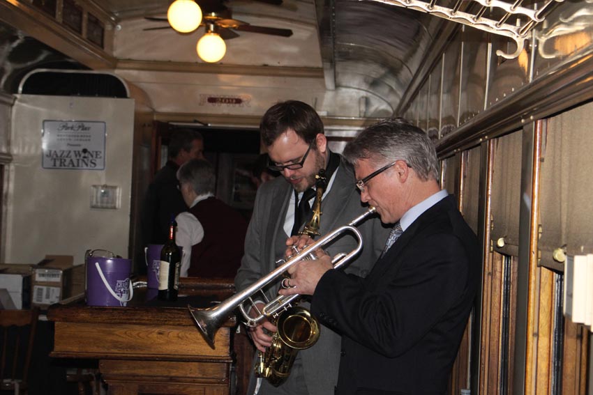 Grapevine wine train (34)